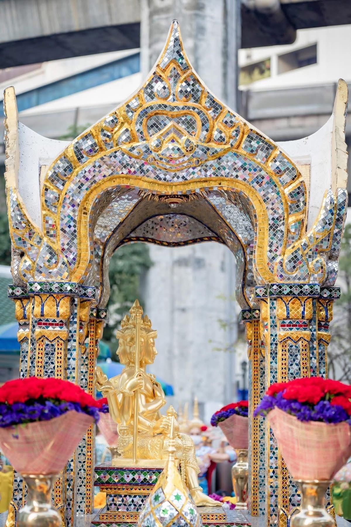 四面佛祈求健康:现代养生理念的完美结合